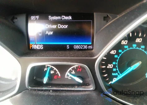 2015 Ford Escape Titanium z USA, uszkodzony, nr VIN 1FMCU0JX7FUC85628